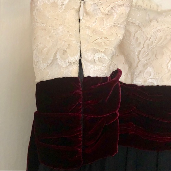 Strapless lace and velvet cocktail dress , sz 4 - Picture 4 of 8